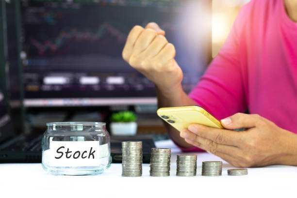 How Beginners Can Start Investing Stocks